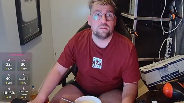 Snapshot of justinitt chatting on 02.06.25 justinitt online show from 02.06.25