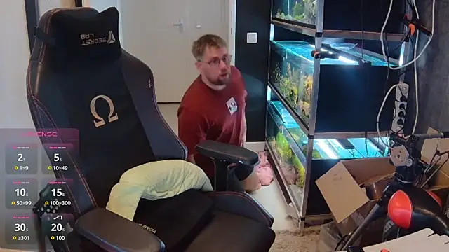 Snapshot of justinitt chatting on 02.06.25 justinitt online show from 02.06.25