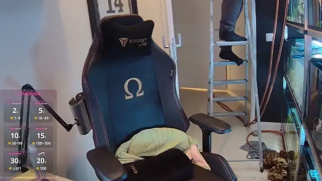 Snapshot of justinitt chatting on 02.19.25 justinitt online show from 02.19.25