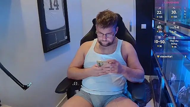 Snapshot of justinitt chatting on 02.20.25 justinitt online show from 02.20.25