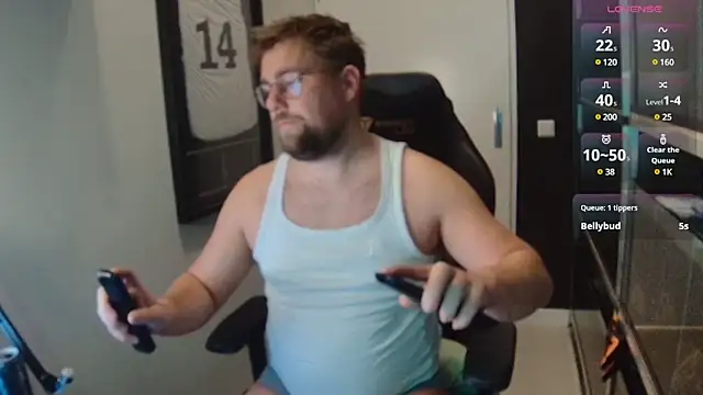 Snapshot of justinitt chatting on 02.23.25 justinitt online show from 02.23.25