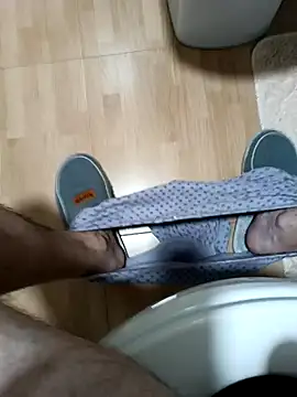 Snapshot of xxxxGuruxxxx chatting on 03.21.25 xxxxGuruxxxx online show from 03.21.25