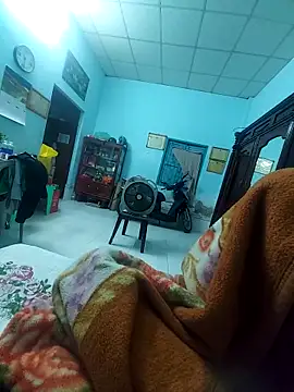 KisSsu online show from 02.13.26