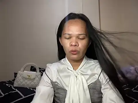 SophiaCourthaway online show from 06.26.26