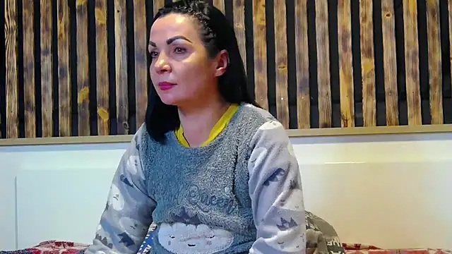 Snapshot of Tory_Lovi chatting on 02.26.25 Tory Lovi online show from 02.26.25