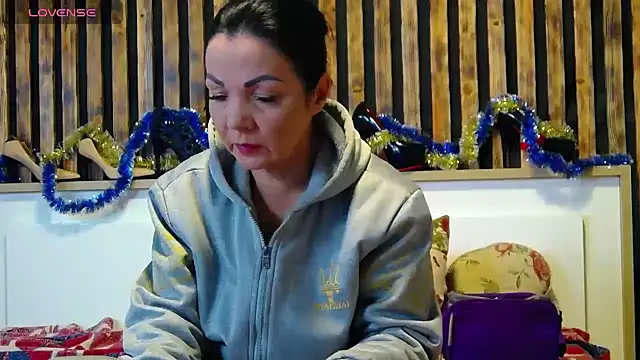 Snapshot of Tory_Lovi chatting on 01.12.26 Tory Lovi online show from 01.12.26