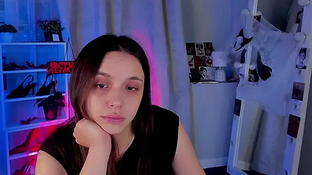 Sahara Shields online show from 10.30.25