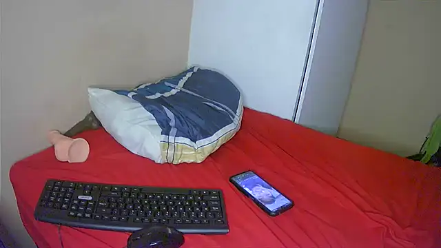 Snapshot of BigBootyStudent chatting on 01.30.25 BigBootyStudent online show from 01.30.25