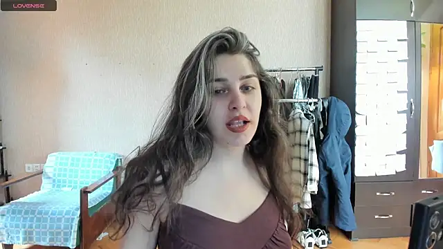 Snapshot of _Roselina_ chatting on 04.29.26 Roselina online show from 04.29.26