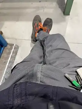 Snapshot of sempreilmio2 chatting on 02.24.25 sempreilmio2 online show from 02.24.25