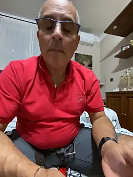 Snapshot of sempreilmio2 chatting on 09.23.25 sempreilmio2 online show from 09.23.25