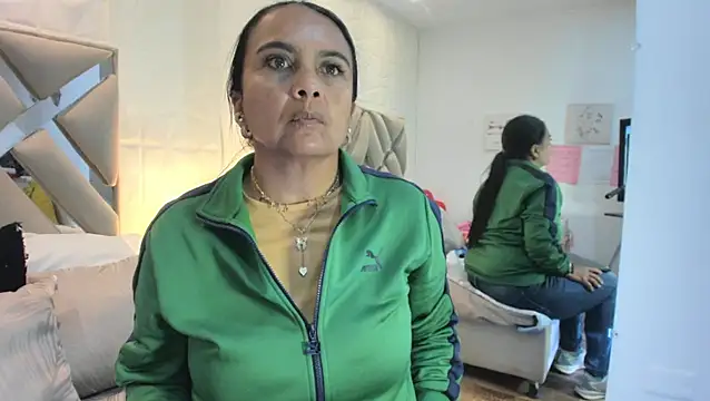 raquell moore online show from 03.05.26