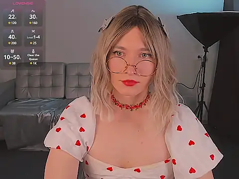 foxy jpg online show from 01.30.25