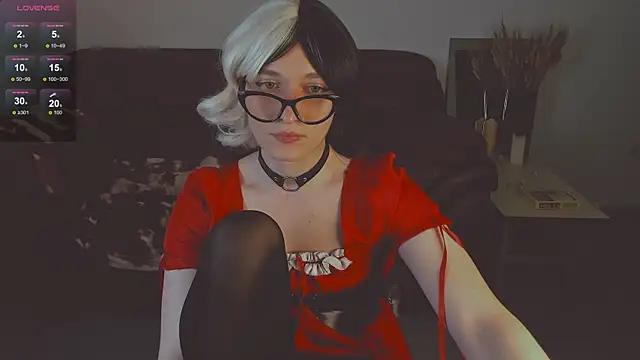 foxy jpg online show from 03.03.25