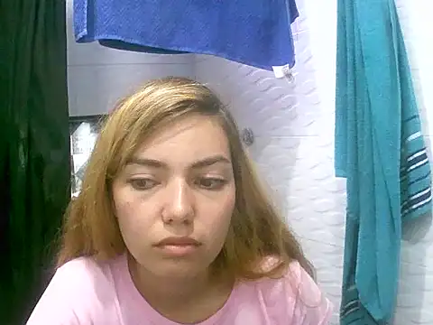 VittoriaTaylor online show from 02.16.26