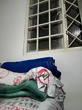 Snapshot of Labylaq chatting on 01.18.25 Labylaq online show from 01.18.25