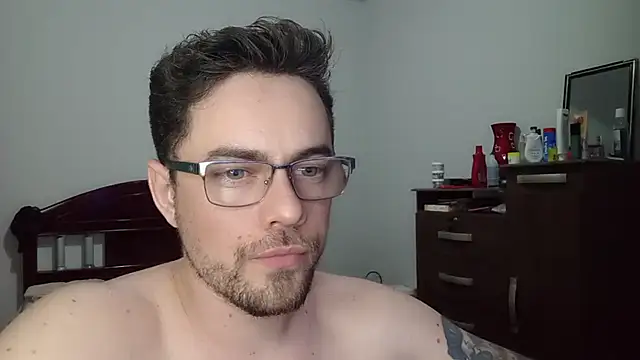 Snapshot of Dyllan__ chatting on 06.22.26 Dyllan online show from 06.22.26