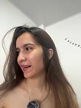 Bella still online show from 05.15.26