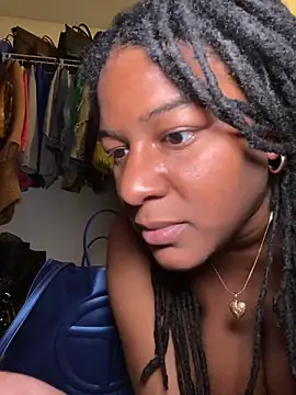 xoxoHotCoCo online show from 04.07.26