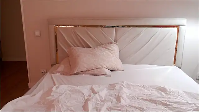 mystiksirenn online show from 02.19.25