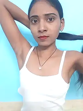 Snapshot of Divya-2007 chatting on 02.08.25 Divya-2007 online show from 02.08.25