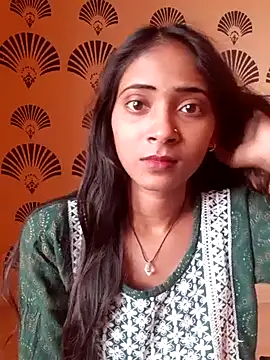 Snapshot of Divya-2007 chatting on 02.21.25 Divya-2007 online show from 02.21.25