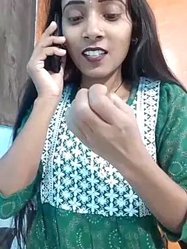 Snapshot of Divya-2007 chatting on 03.02.25 Divya-2007 online show from 03.02.25