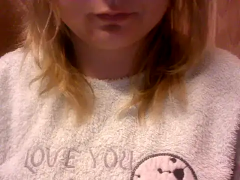 Snapshot of Allie_Janet chatting on 01.15.25 Allie Janet online show from 01.15.25