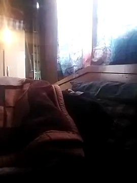 Snapshot of LaneYam chatting on 06.04.26 LaneYam online show from 06.04.26