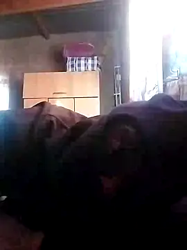 Snapshot of LaneYam chatting on 07.15.26 LaneYam online show from 07.15.26