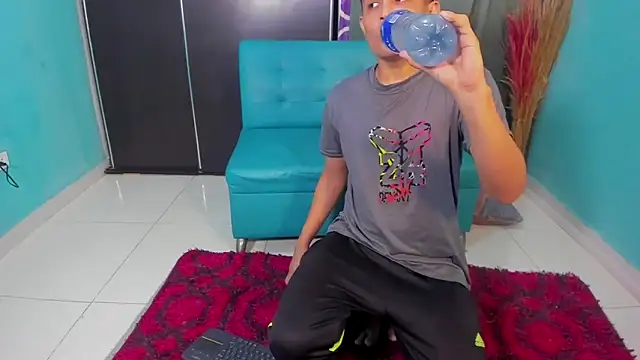 CoupleTwink12 online show from 02.01.25