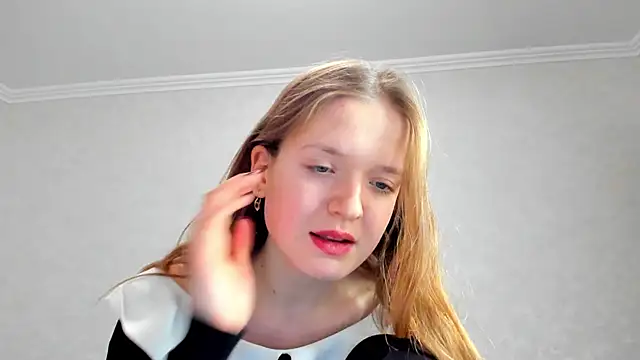 SaraCain online show from 01.19.25