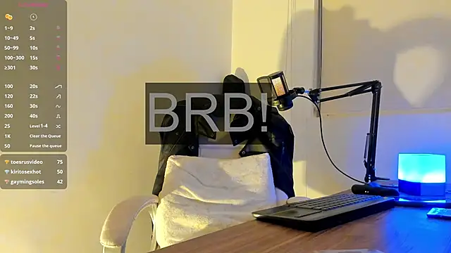 Snapshot of Fraannco chatting on 03.06.25 Fraannco online show from 03.06.25