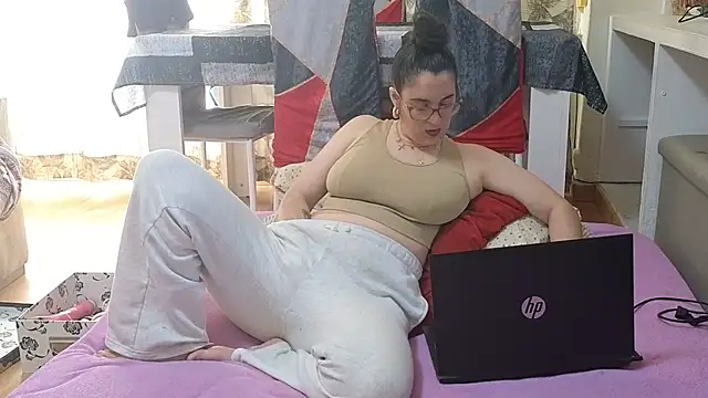 Snapshot of SiperinoLossado chatting on 04.11.26 SiperinoLossado online show from 04.11.26