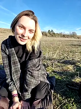 jennisweet online show from 03.03.25