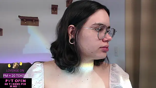 crystalll room online show from 05.13.26