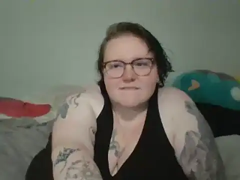 Snapshot of CorgiGodez98 chatting on 02.14.25 CorgiGodez98 online show from 02.14.25