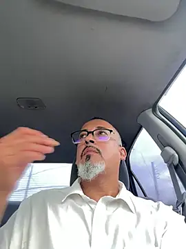 Snapshot of TheConfidentialClub chatting on 01.19.25 TheConfidentialClub online show from 01.19.25