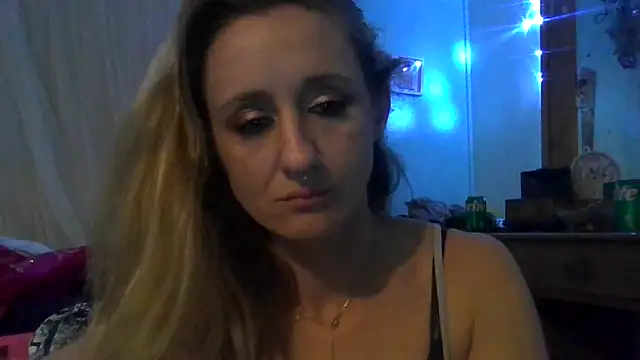 Snapshot of hunybunz69 chatting on 03.20.25 hunybunz69 online show from 03.20.25