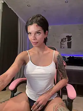 Rosariolovex online show from 02.20.25