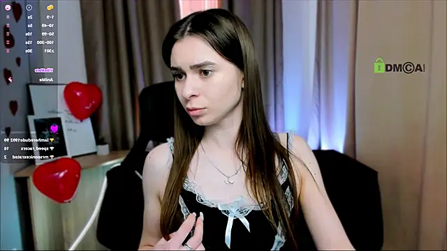 Snapshot of flora_ri chatting on 02.19.25 flora ri online show from 02.19.25