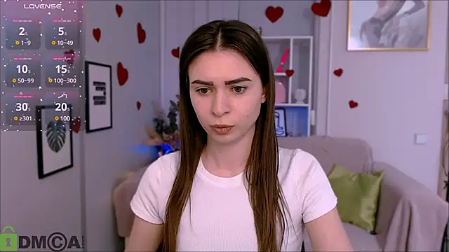 Snapshot of flora_ri chatting on 03.04.25 flora ri online show from 03.04.25