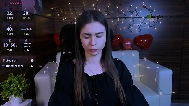 Snapshot of flora_ri chatting on 03.06.25 flora ri online show from 03.06.25