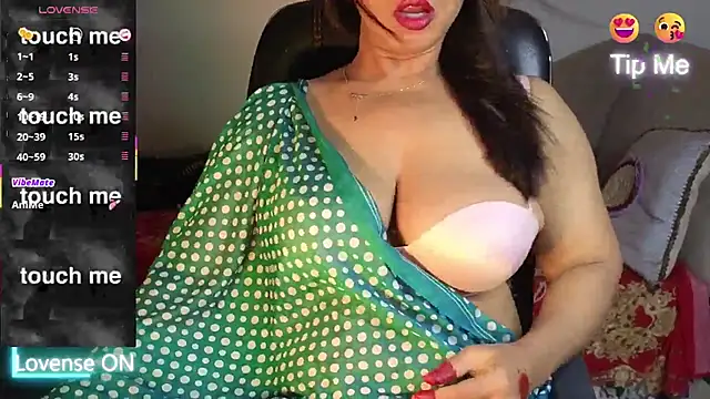 Snapshot of Bengali_Cute_Girl chatting on 07.05.26 Bengali Cute Girl online show from 07.05.26