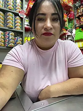 Snapshot of Miia_Jazmin chatting on 04.18.26 Miia Jazmin online show from 04.18.26