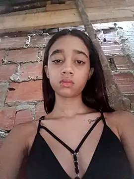 Zoe Sweett18 online show from 02.10.25