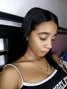 Zoe Sweett18 online show from 03.05.26