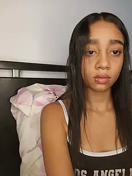 Zoe Sweett18 online show from 07.24.26