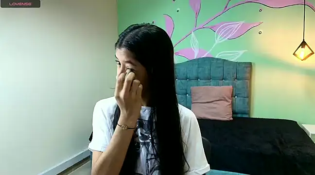 Snapshot of Connie_Bell chatting on 02.01.25 Connie Bell online show from 02.01.25