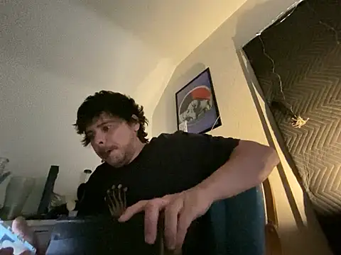 Snapshot of almighty_d chatting on 01.24.25 almighty d online show from 01.24.25